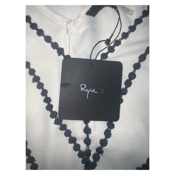 Ryu - Sheer Crocheted Appliqué Party Dress - Size Small - Picture 8 of 9